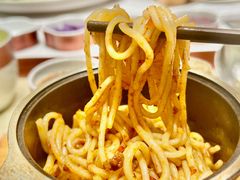 -新世界·过桥米线宴