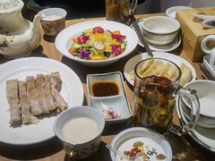 -贯贯吉·清真餐厅(浙江中路店)