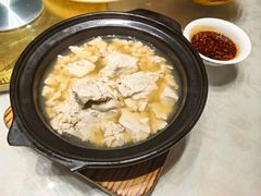 -土砂锅生态山庄·非遗砂锅雅鱼