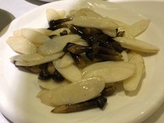 香葱炒鸡枞菌山药-尚一汤 广东炖汤(金桥国际店)