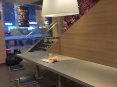 -麦当劳(七宝乐购店)