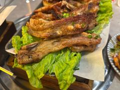-沪上名羊天下•烤羊腿•东北烧烤•小龙虾(浦东直营总店)