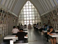 -钟书阁(松江泰晤士小镇店)