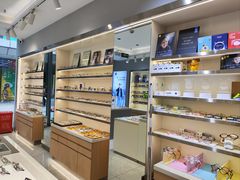 -视野联行眼镜·蔡司·尼康·豪雅·依视路(青浦宝龙店)