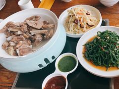 -蒙亨·手把肉·蒙古包文化主题餐厅(天恒广场店)