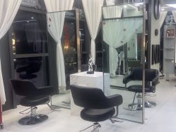 -U·NI SALON 造型