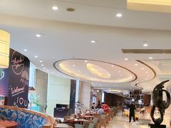 -元一希尔顿酒店·鲜切牛肉火锅禅自助餐厅