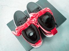 -Air Jordan(世贸天阶店)