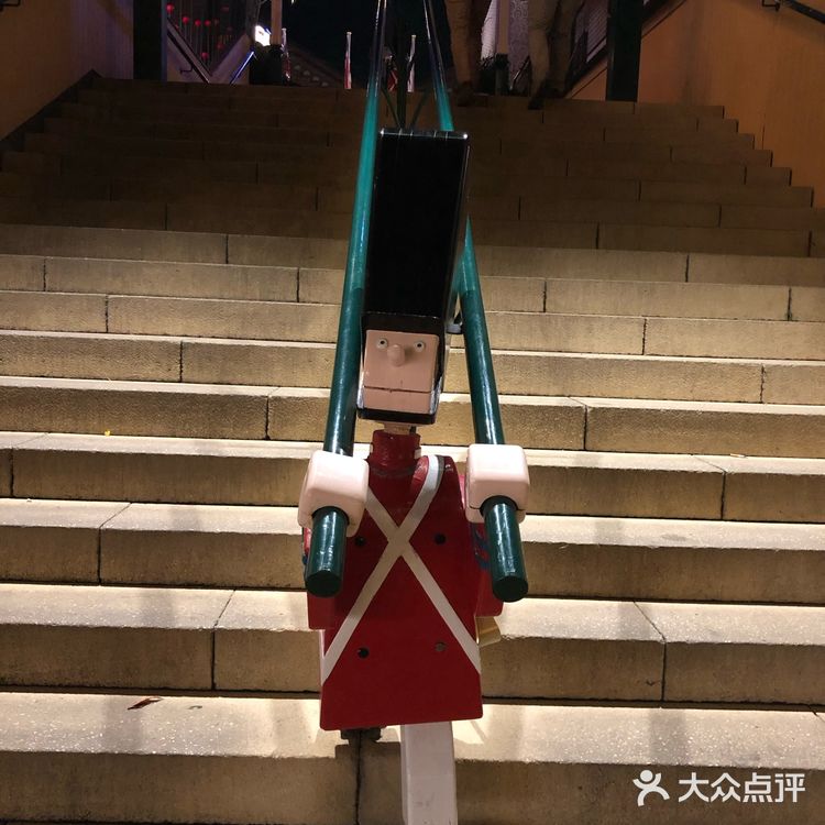 趣伏里公园：世界上最古老的游乐园之一