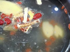 -濠轩阁特色生蚝火锅(水湾路店)