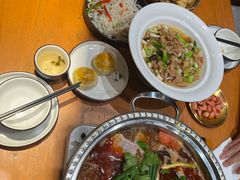 -老滇山寨•云南特色菜•地方菜•民族风情歌舞表演(金碧店)