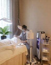 -百秀名媛纹绣美学护肤中心