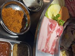 -哈哈碳都·牛肋条无限自助烤肉(宝龙店)