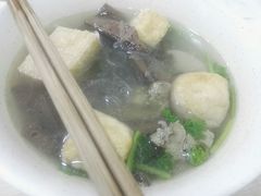 鸭血粉丝-鸡鸣汤包(广东路店)