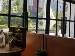 -静香HOUSE·全时段融合餐厅(七星欢乐颂店)