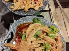 -愿者上钩·纸包鱼(翻身店)