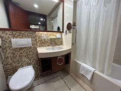 -汕尾巴黎半岛酒店