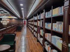 -武汉大学图书馆·文理学部总馆