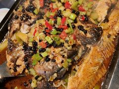 -江边城外烤全鱼(世茂广场店)