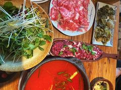 -贵厨酸汤牛肉(花果园国际中心店)