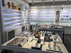 -浮光眼镜·蔡司视觉合作·数字验配中心(陆家嘴店)