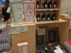 -猫的天空之城概念书店(杭州南宋御街店)