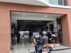 -丹东路渡口(轮渡站)