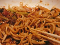 -楼兰古丽·新疆拌面·清真(华阳城店)