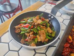 -有家川菜(宝山万达店)