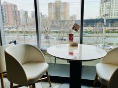 靠窗位-必胜客(广渠路店)