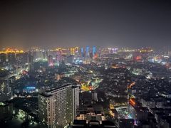 -世贸旋转自助餐厅(360°高空观景店)