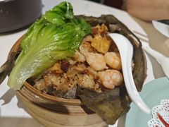 喜势招牌荷叶饭-喜势点·糖沙翁手工茶点·本地人茶居(永庆坊店)