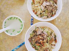 -阿阳牛腩腌面店