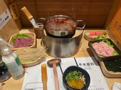 -独食火锅·半米屋台(直营总店)