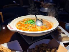 -魏铭鱼头捞饭(晋阳路店)