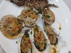 -覃记海鲜美食餐厅