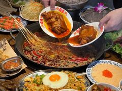 -萍姐火锅·公路夜市(武汉首店)