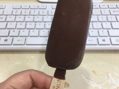 -全家便利店(宜山路站店)