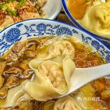 打飞滴都要来吃的这家，抄手届扛把子