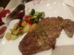 -必胜客(东大桥店)