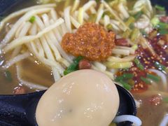 -龙记桂林米粉(财满街店)