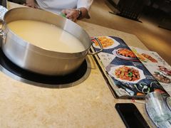 -英子补身汤(海兰路店)