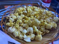 -艾尚主题式KTV(艾溪湖绿地店)