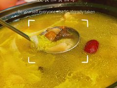 -香巴拉云南餐厅(华莱坞店)