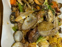 -东来菜馆•手抓海鲜家常菜•海鲜锅贴(鸽子窝店)