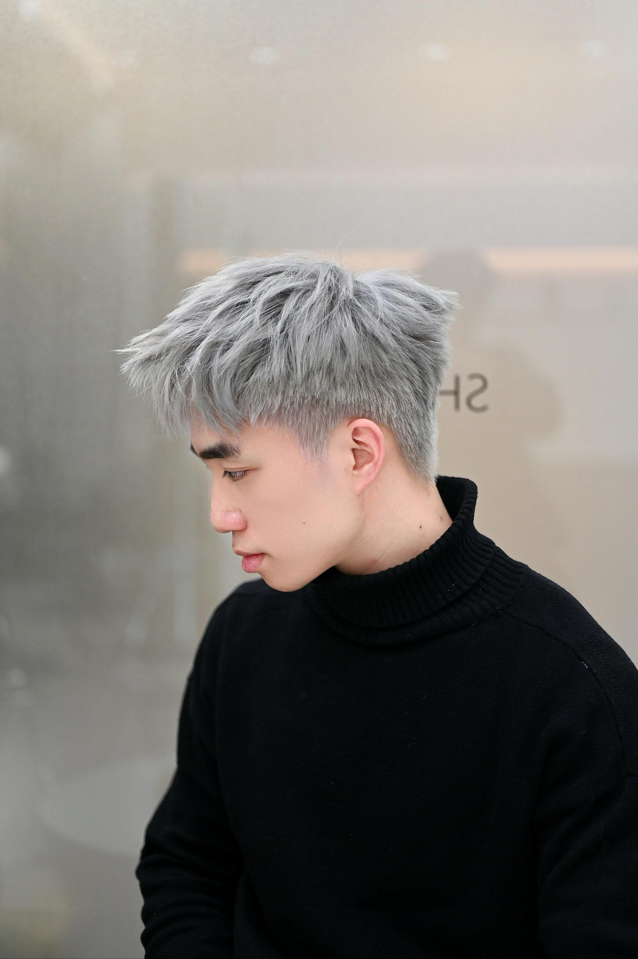 灰调简约男发潮流