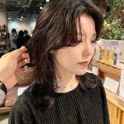 -变画·发型STUDIO