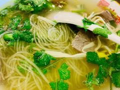 牛肉粉丝汤-小姜锅贴(凤凰街店)