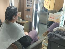-一東造型烫发染发