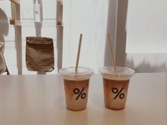 冰拿铁-% Arabica阿拉比卡咖啡(武康路店)